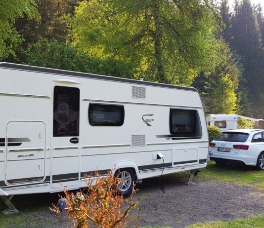 Familienwohnwagen mit Etagenbetten bester Wohnwagen fuer Familien