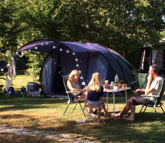 Camping Les Arbois Montjay